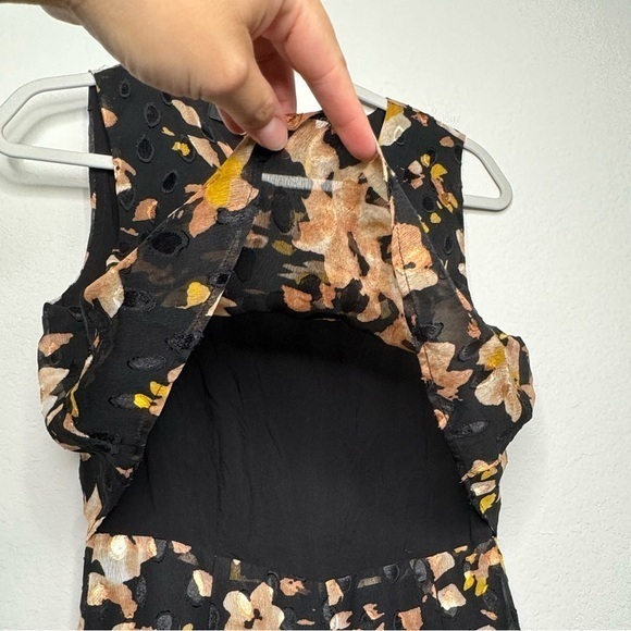 Lulu's‎ Sleeveless Floral Overlay Jumpsuit- Sz S - Picture 5 of 12